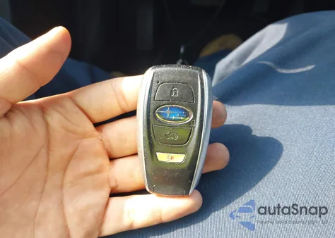 2017 Subaru Outback 3.6R Limited from USA, damaged, VIN 4S4BSENC2H3313429